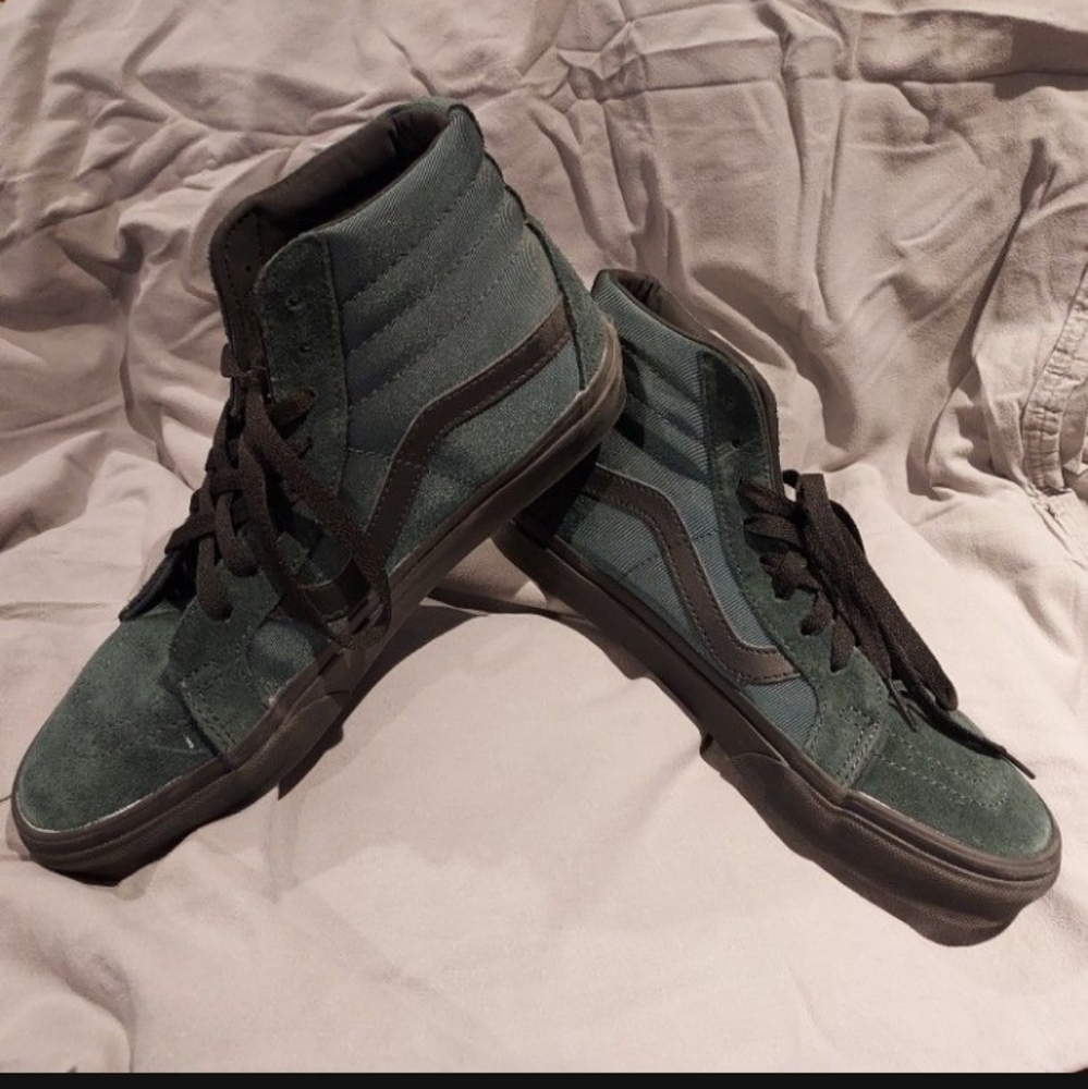 Vans Green and Black Sneakers Casual Style